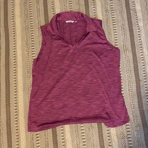 Women’s sleeveless golf tee
